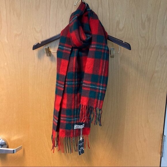 Accessories - Classic Red & Green Plaid Wool Scarf - Unbranded